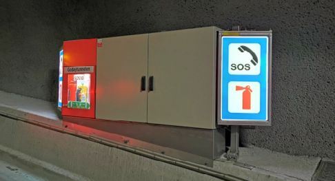 TELEFONE JR à prova de intemperidade instalado em estrada e túnel na Noruega!